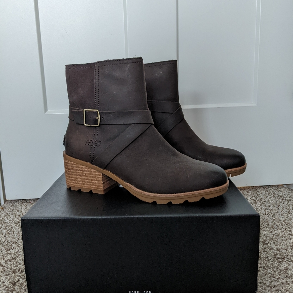 Sorel Cate Buckle Boot